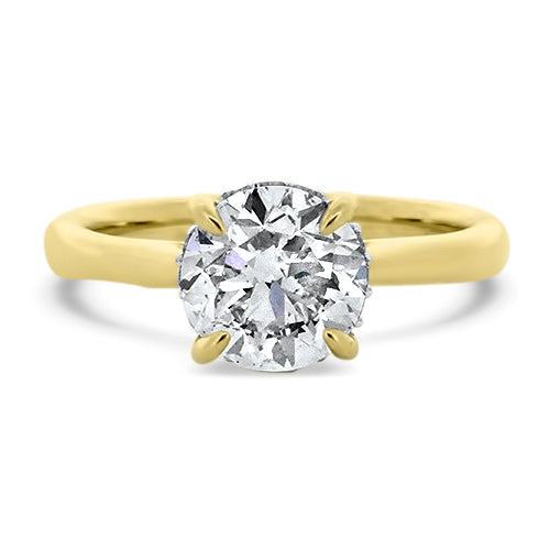 Round-Shaped, Low-Profile, Diamond Engagement Ring