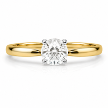Load image into Gallery viewer, Round Cut Diamond Engagement Ring
