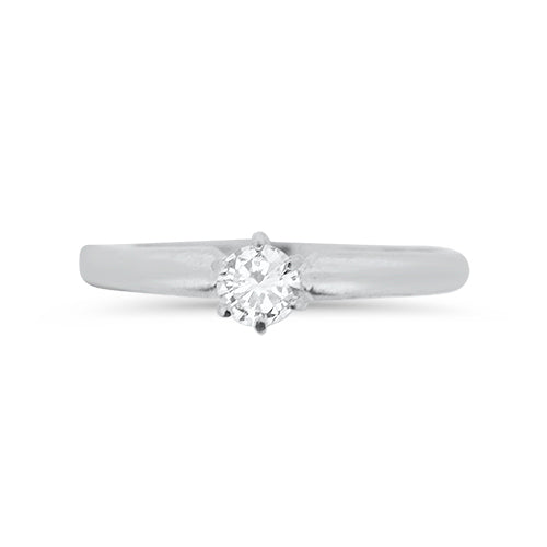 Round Diamond Engagement Ring