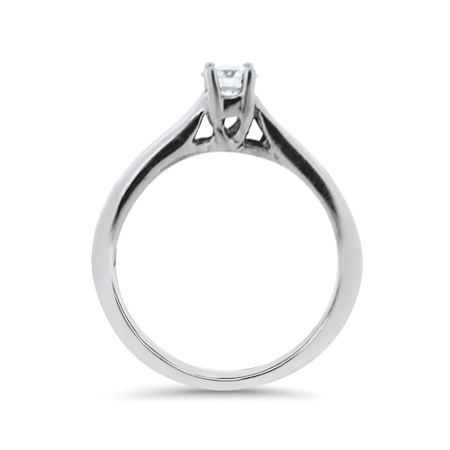 Round Diamond Engagement Ring