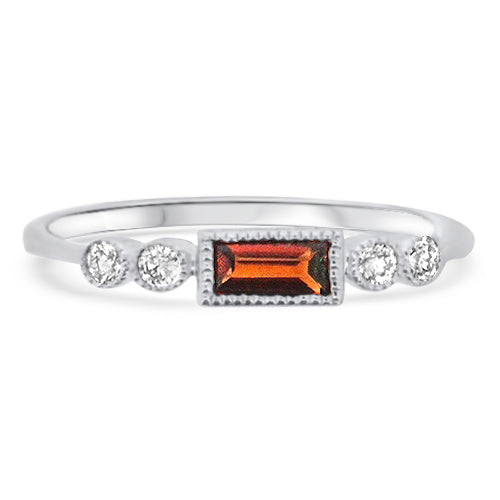 Garnet and Diamond ring